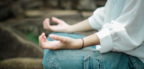 How Mindfulness and Meditation Can Help Overcome the Fear of Investing