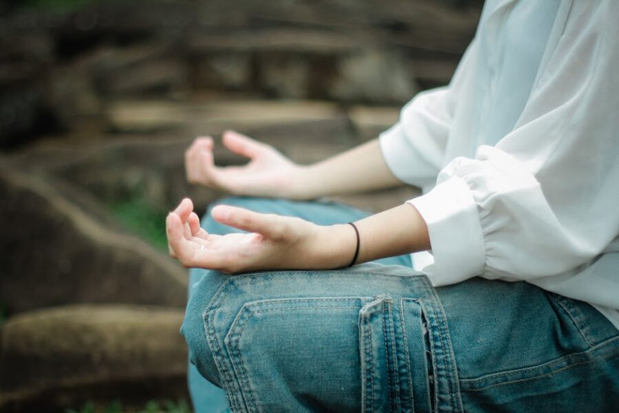 How Mindfulness and Meditation Can Help Overcome the Fear of Investing