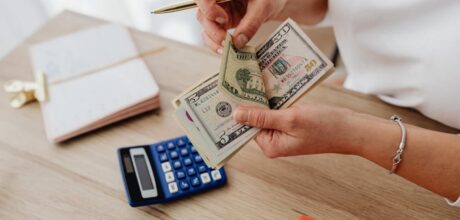 How to stick to your budget and avoid overspending