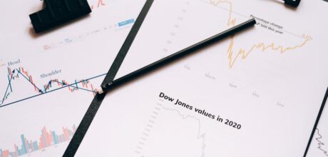 Mastering Stock Chart Analysis: A Comprehensive Guide for Beginners